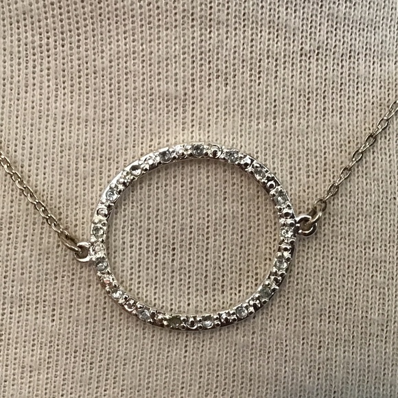 NWT Daisy Fuentes Beaded Open Circle Necklace - Picture 4 of 8